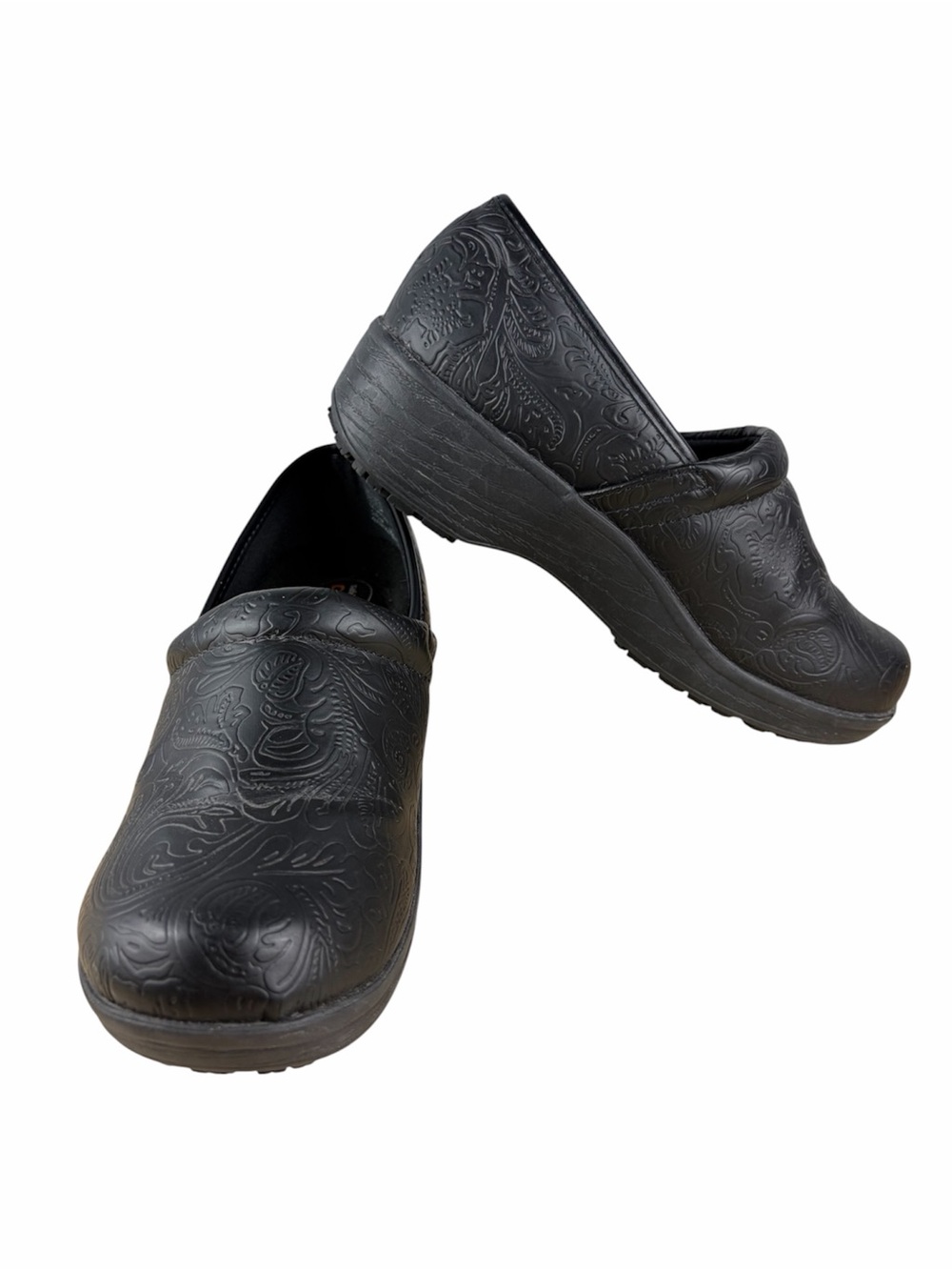 SafeTStep Comfort Black Embossed Paisley Slip-On Work Clogs 7.5